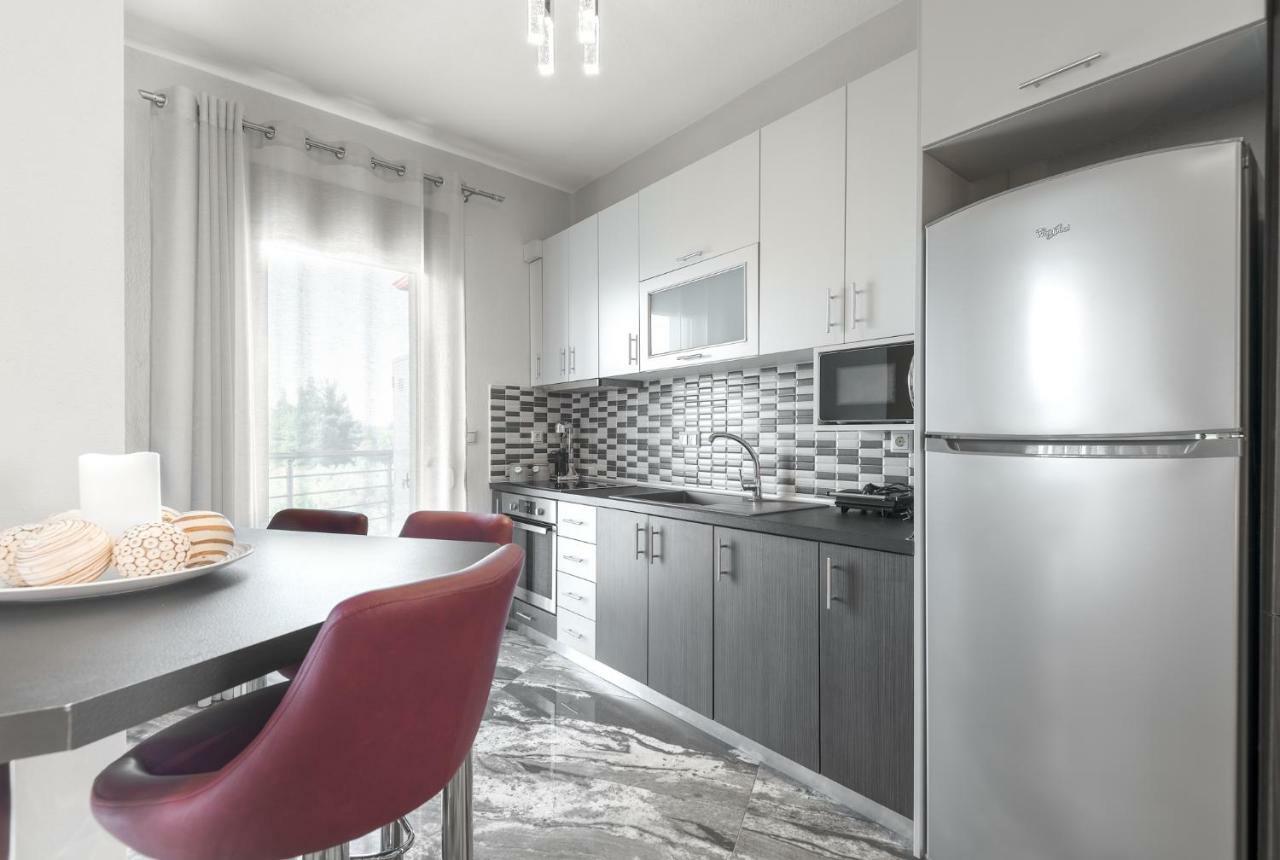 אגיוס ניקולאוס Athina Luxury Apartments מראה חיצוני תמונה
